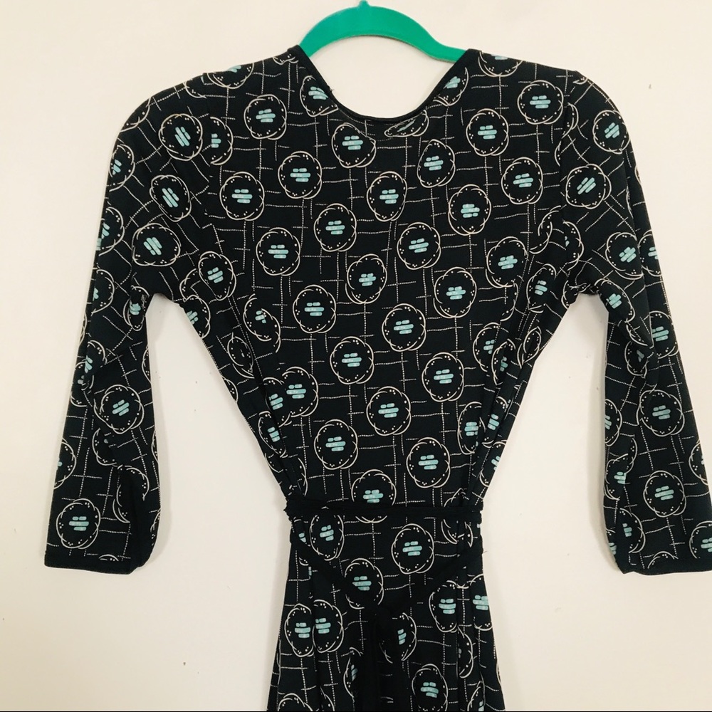 Max Studio Semi Wrap Dress - Picture 5 of 10